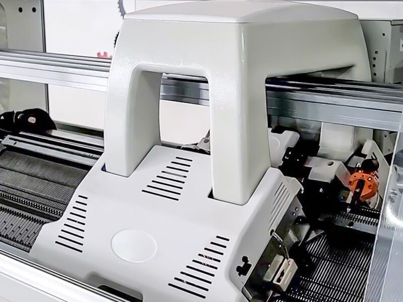 Перша лінія готового одягу